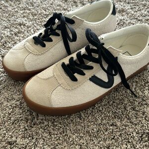 Vans Size 6